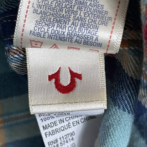 Men's Plaid Button-Up Shirt - Picture 9 of 12